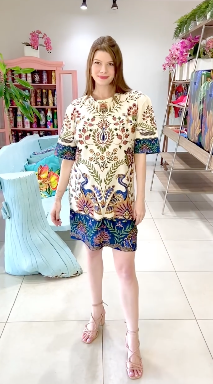 1031 | Vestido Curto Farm