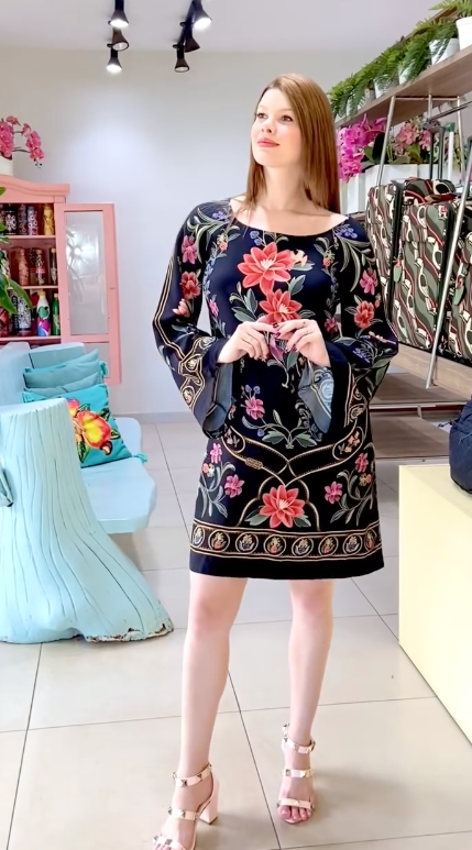 1067 | Vestido Curto Farm