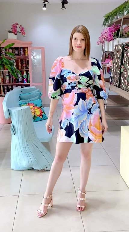1069 | Vestido Curto Farm