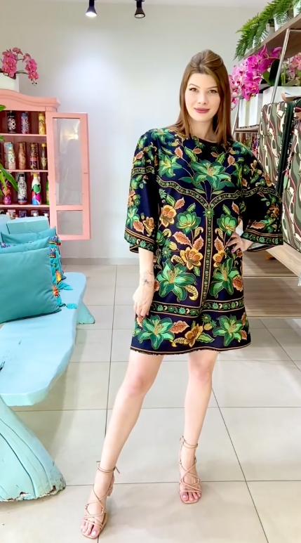 1081 | Vestido Curto Farm